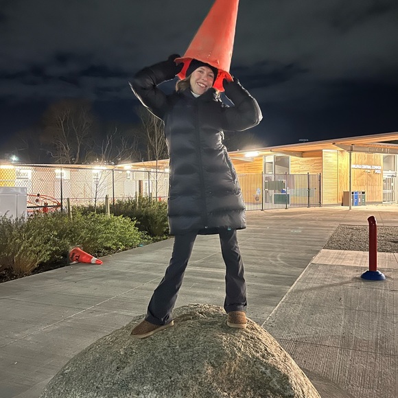 Meet your Posher, Char - Picture 3 of 6